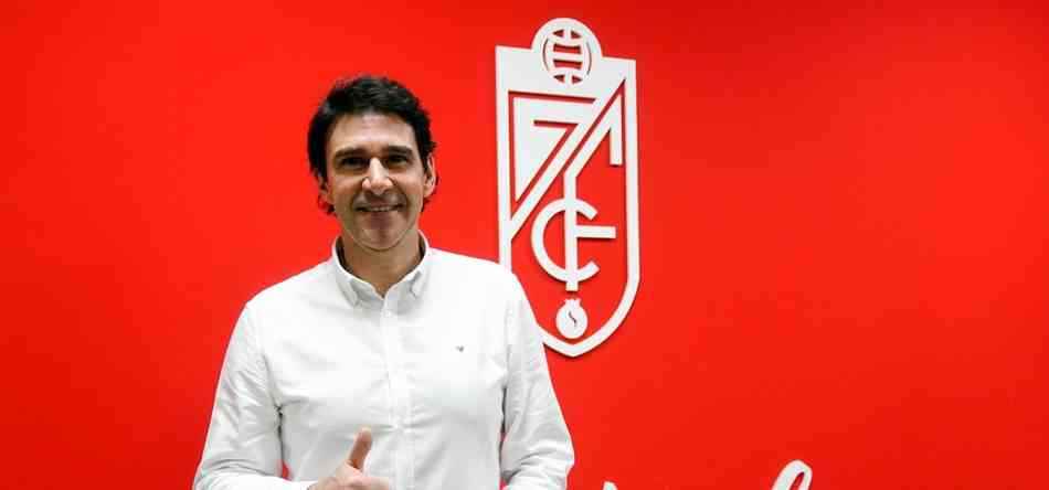 Испанскую «Гранаду» возглавил третий главный тренер за сезон